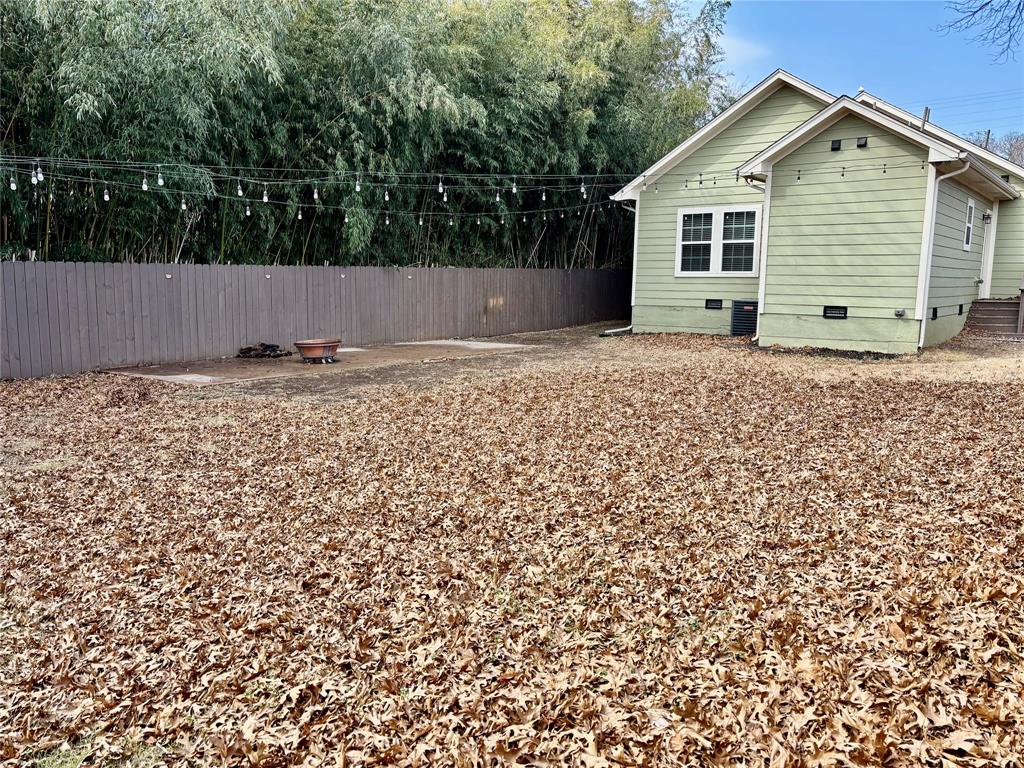 5644 E Side Avenue Property Photo 14