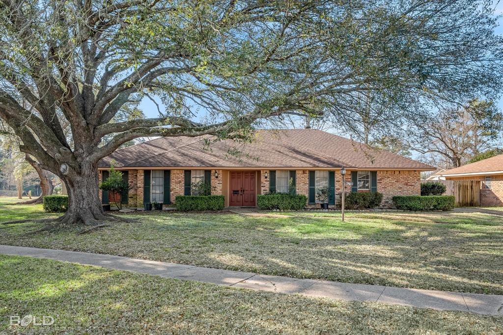 429 Kenshire Court Property Photo 1