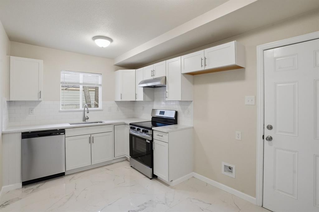 936 E Ramsey Avenue Property Photo 3