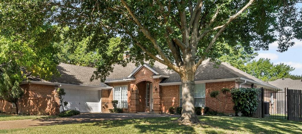 11832 Ferndale Lane Property Photo 1