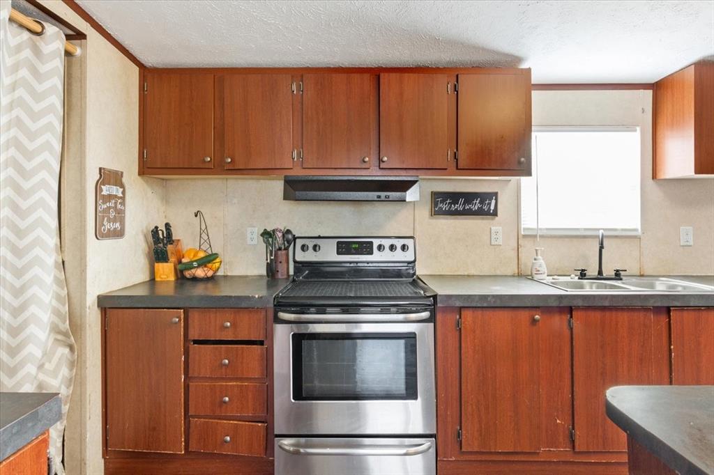 247 N Lake Street Property Photo 12