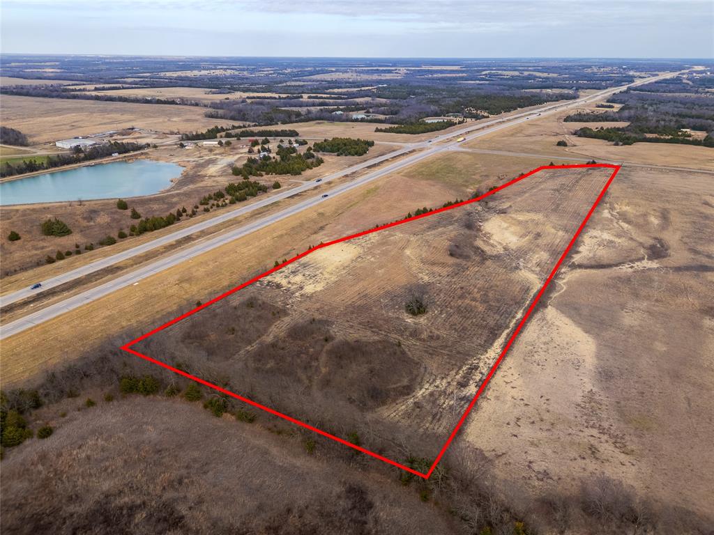 18528 E Fm-1396 Property Photo 3