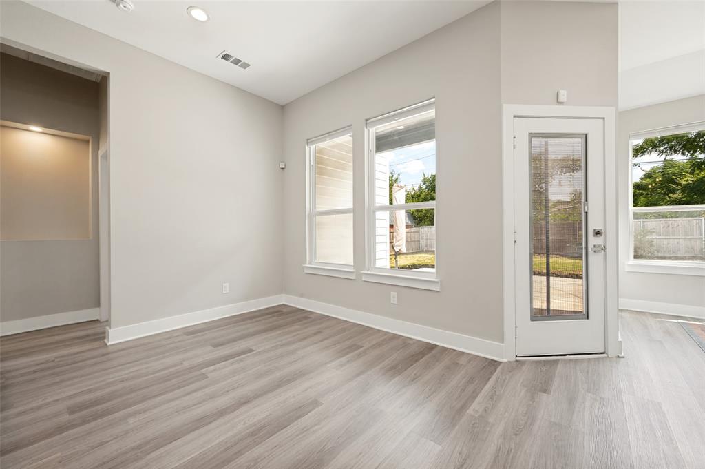 1210 Morrell Avenue Property Photo 14