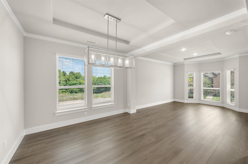 425 Newpark Boulevard Property Photo 5