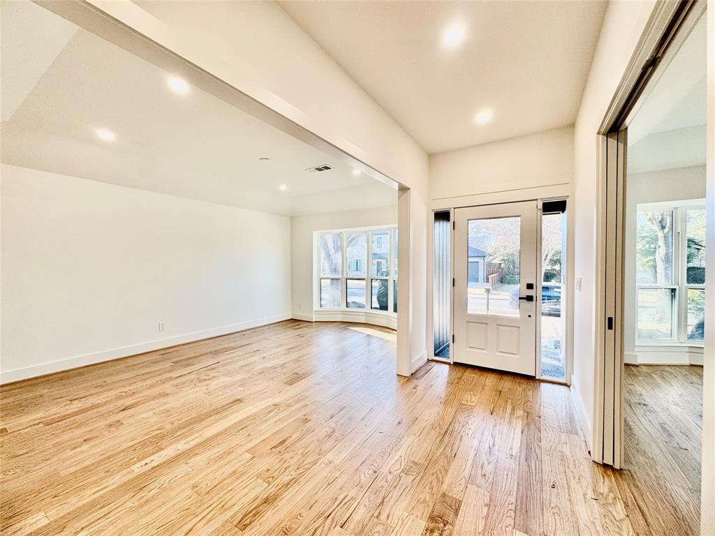 15926 Windy Meadow Drive Property Photo 3
