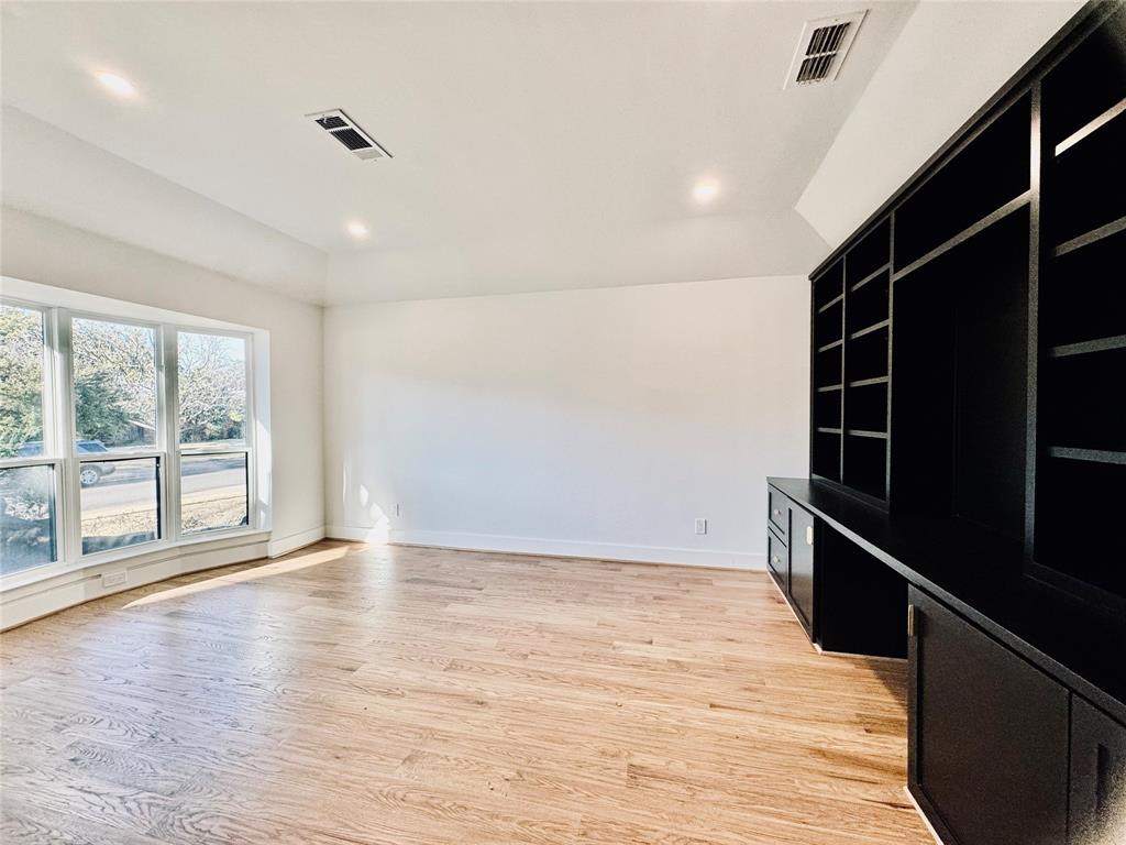 15926 Windy Meadow Drive Property Photo 5