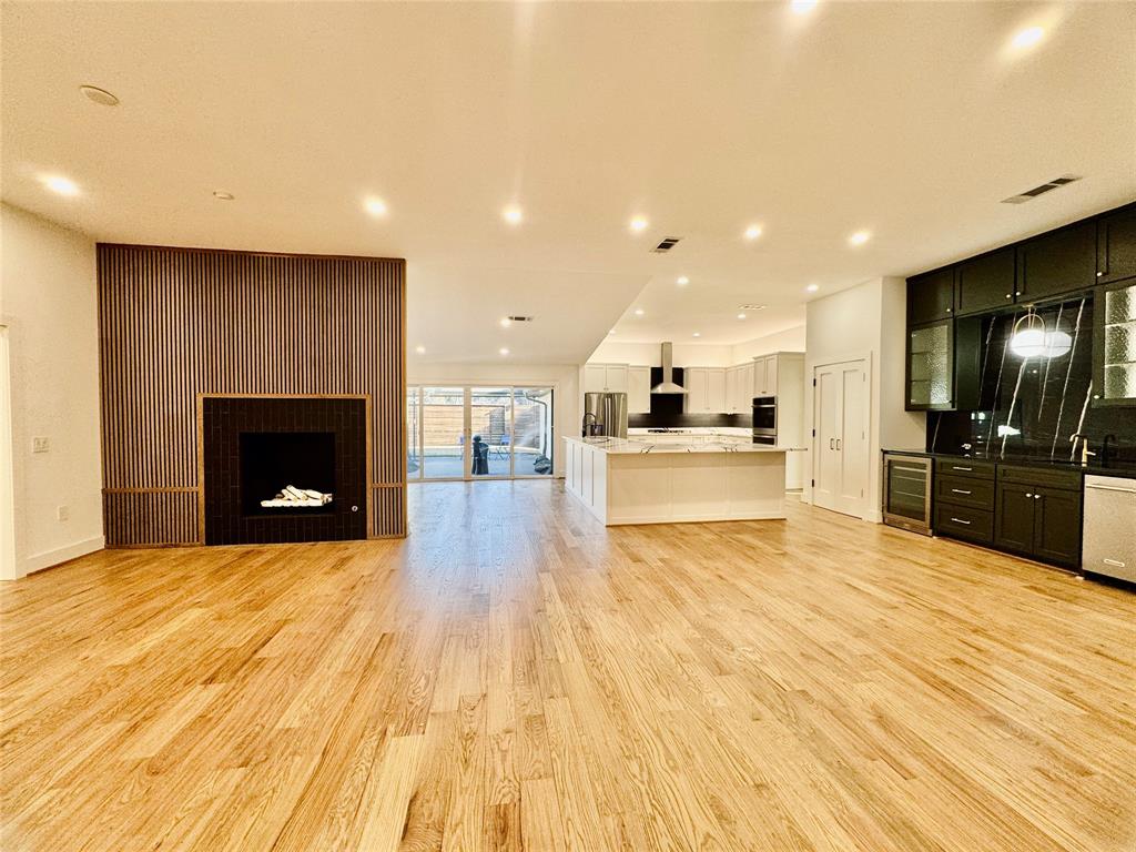 15926 Windy Meadow Drive Property Photo 9