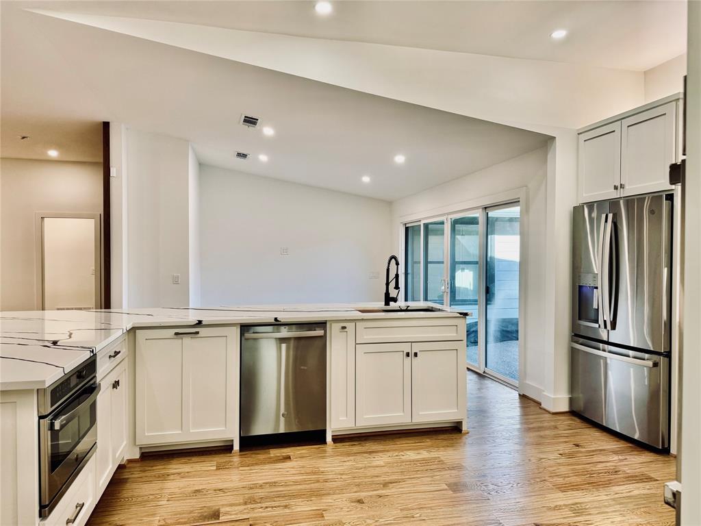 15926 Windy Meadow Drive Property Photo 12