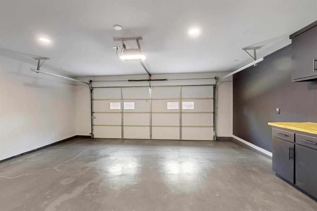 15926 Windy Meadow Drive Property Photo 18