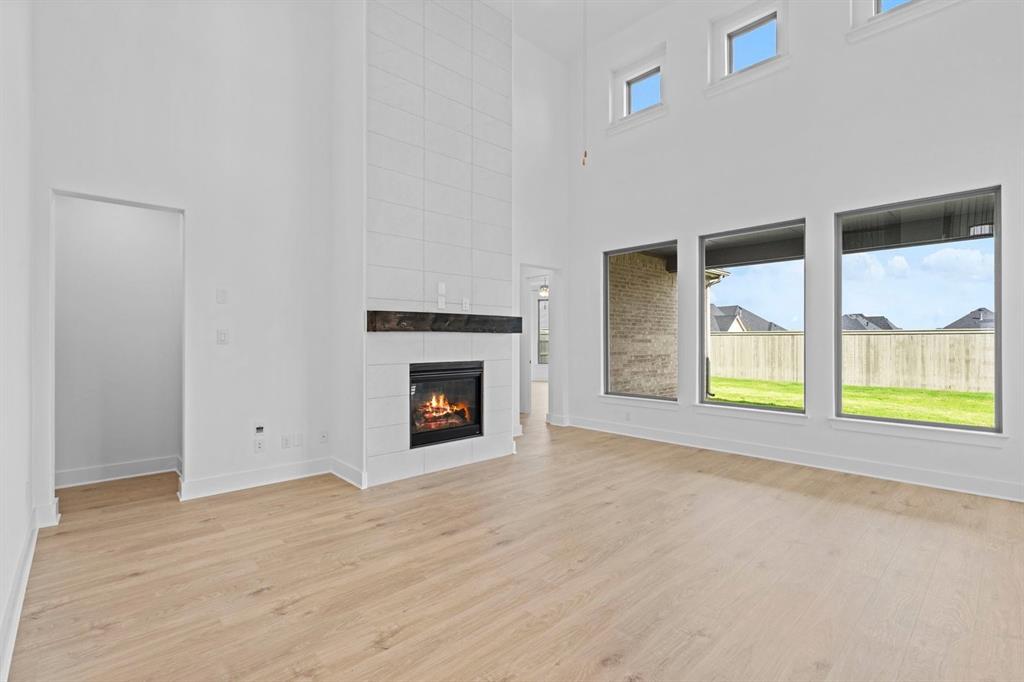 3109 Half Moon Way Property Photo 14