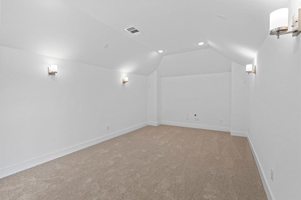3109 Half Moon Way Property Photo 31