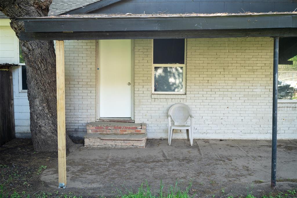 2416 Smith Avenue Property Photo 12