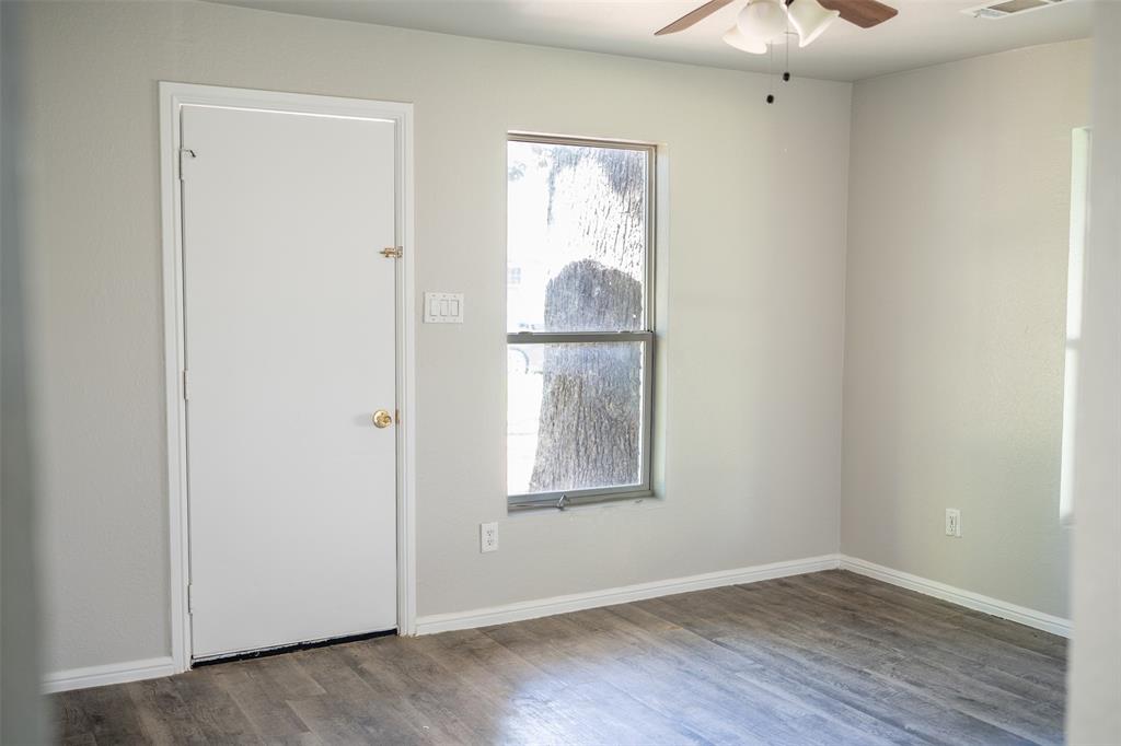 2416 Smith Avenue Property Photo 17