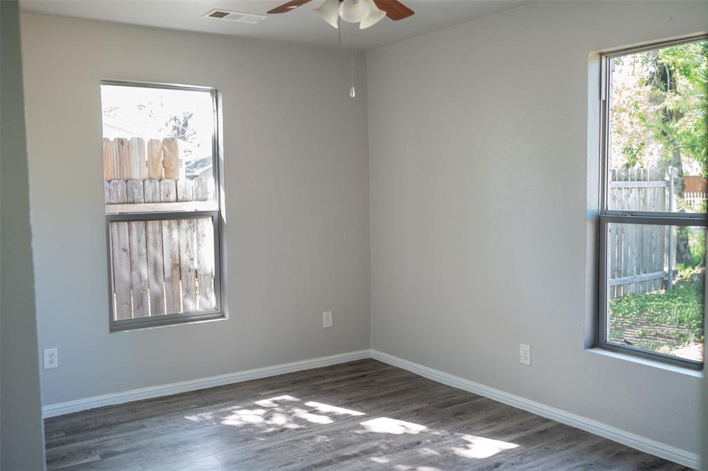 2416 Smith Avenue Property Photo 22