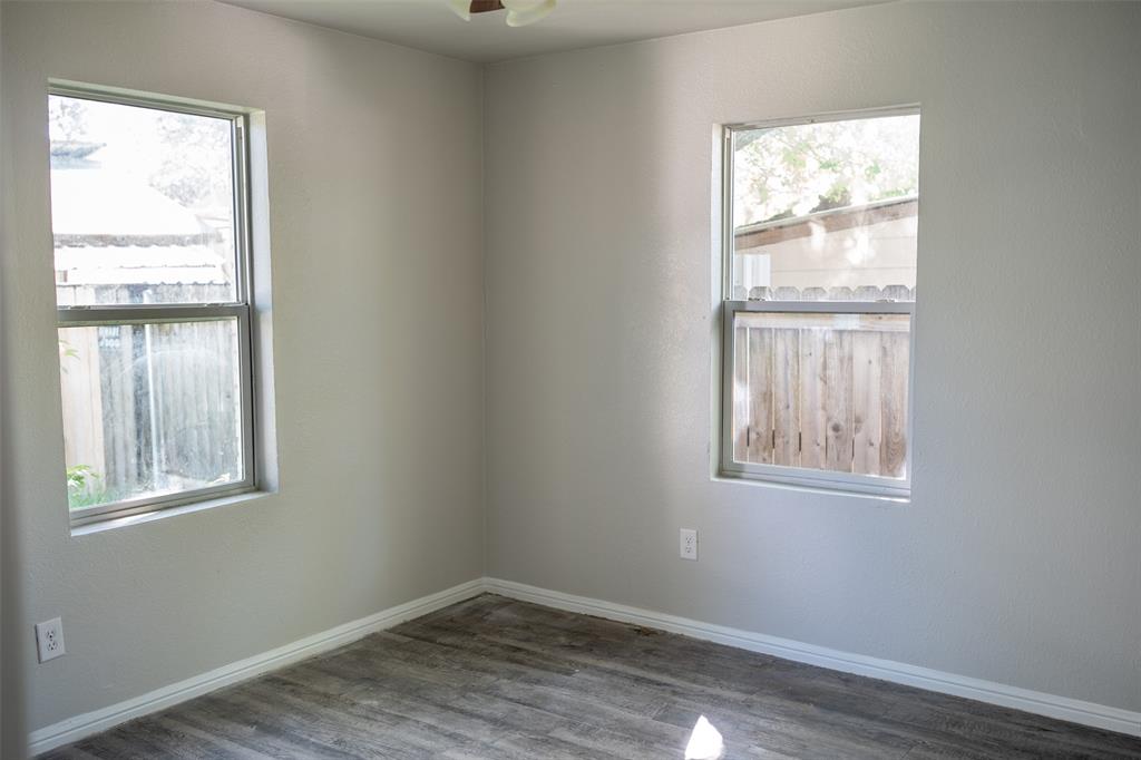 2416 Smith Avenue Property Photo 23