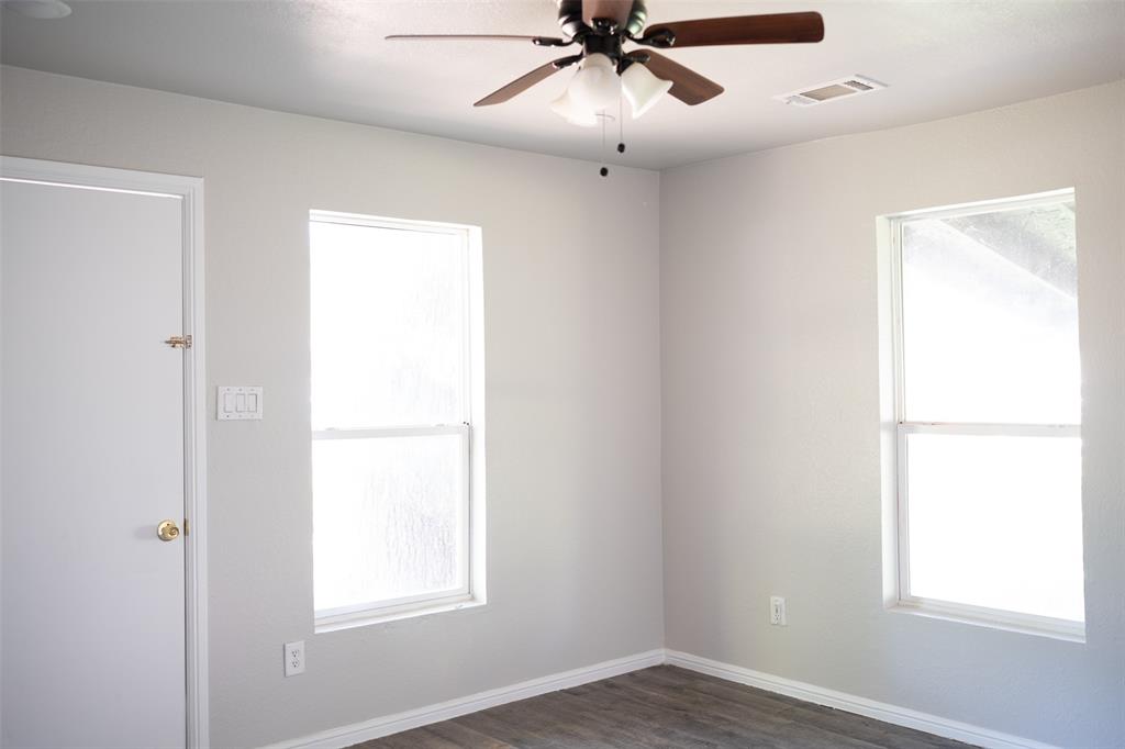 2416 Smith Avenue Property Photo 28