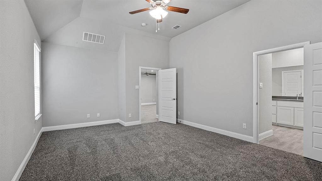 2509 Goldfinch Drive Property Photo 16