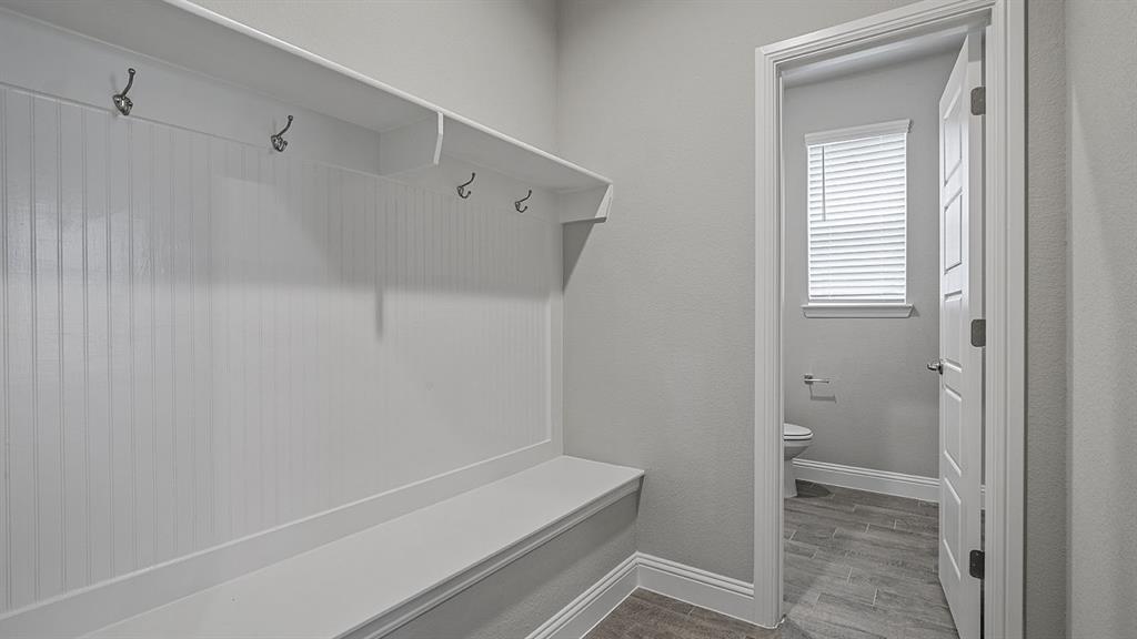 2509 Goldfinch Drive Property Photo 25