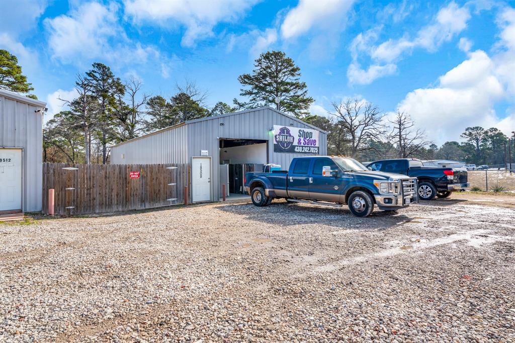 18508 Us Highway 69 Property Photo 6