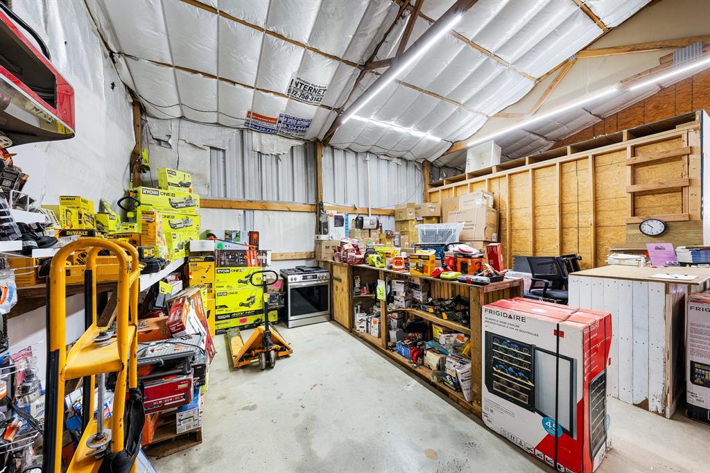 18508 Us Highway 69 Property Photo 17
