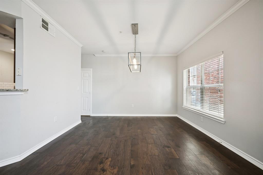 1049 Colonial Drive Property Photo 13