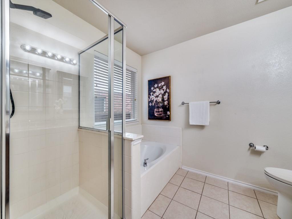800 Mahogany Drive Property Photo 18