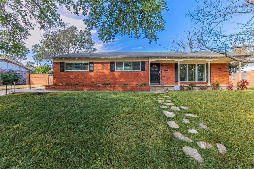 5729 Westlawn Drive Property Photo 2