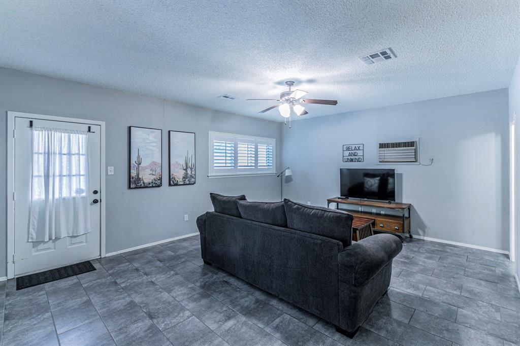 5729 Westlawn Drive Property Photo 9