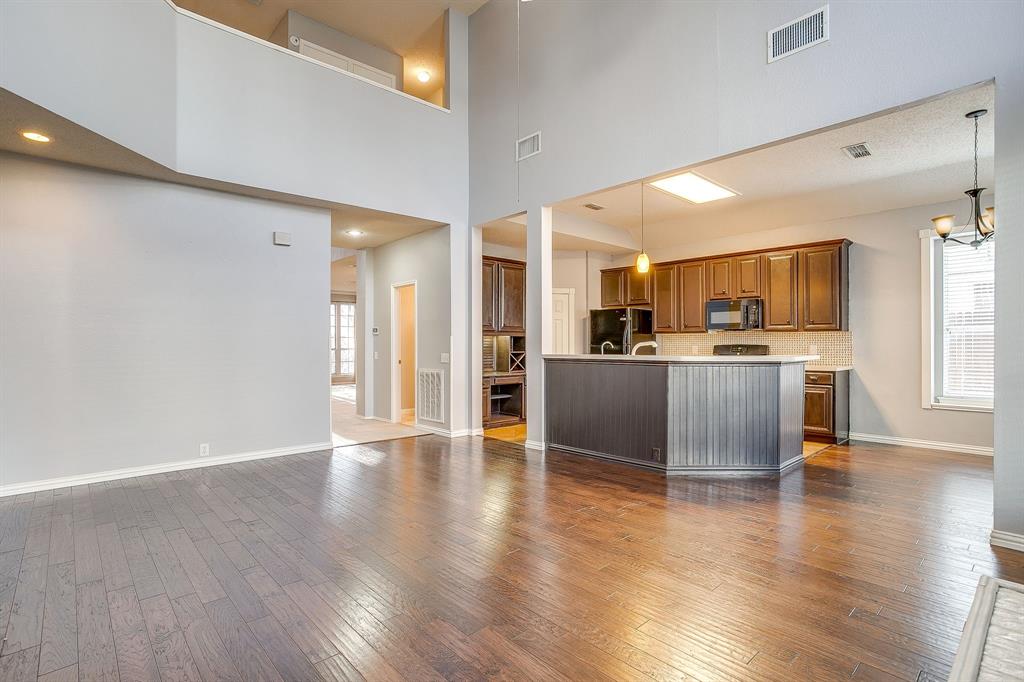519 Deerwood Drive Property Photo 8