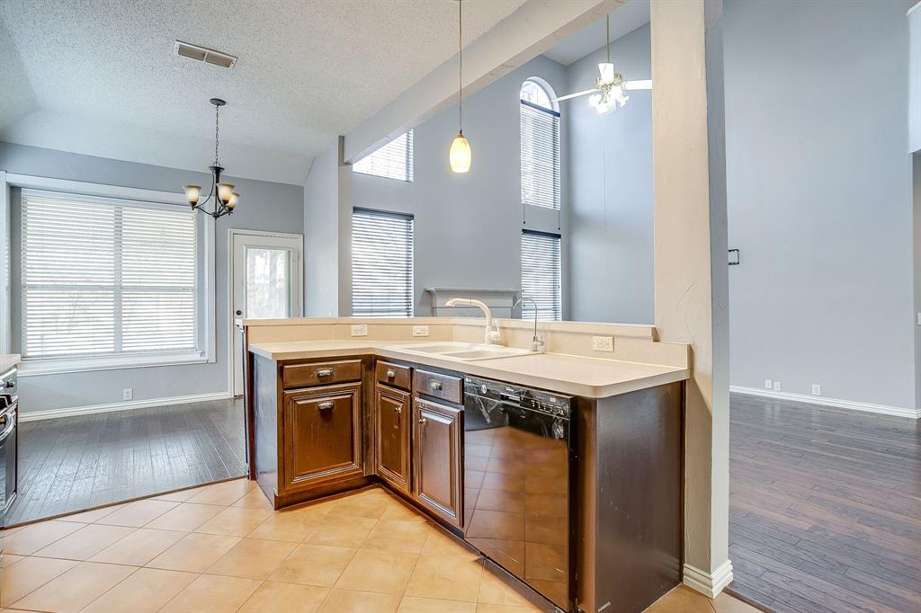 519 Deerwood Drive Property Photo 11