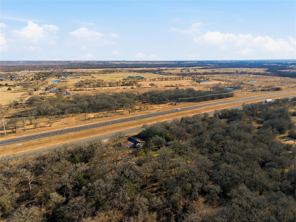 1469 Highway 31 Property Photo 8