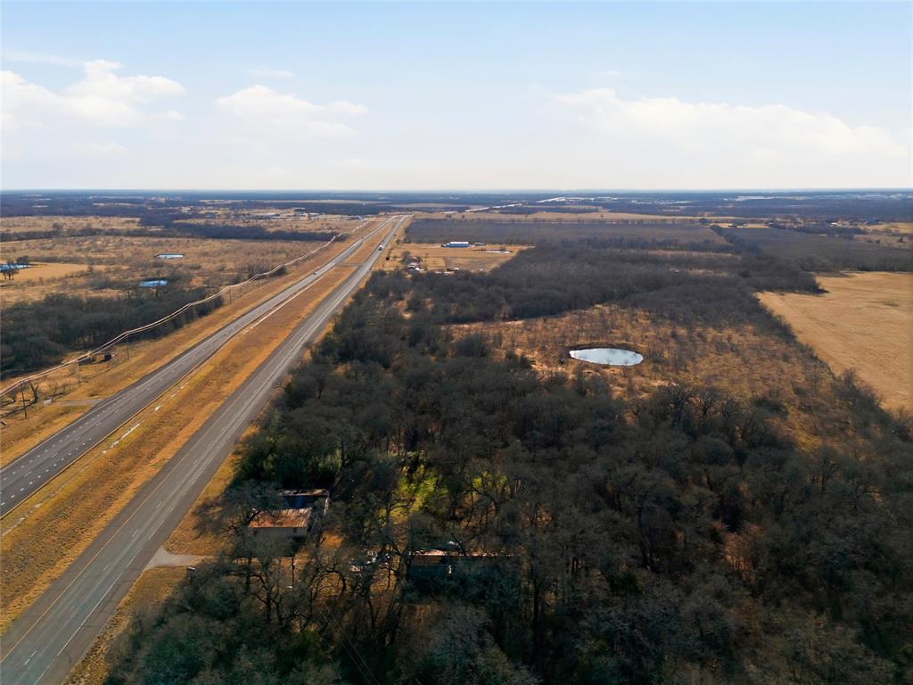 1469 Highway 31 Property Photo 9