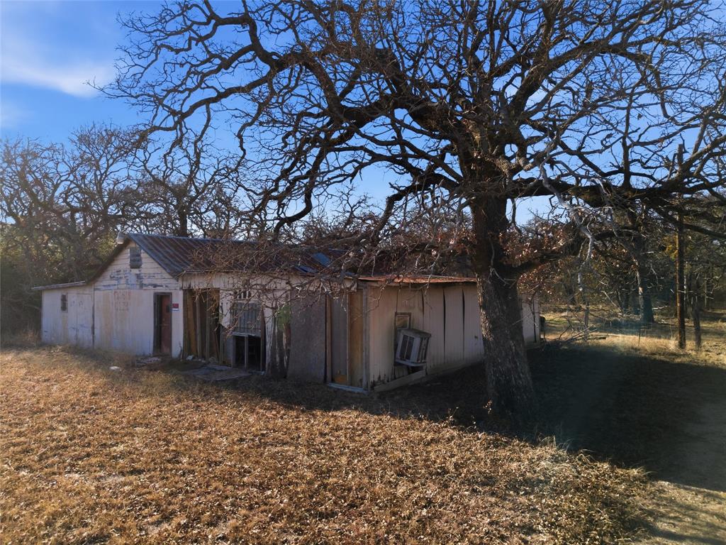 1469 Highway 31 Property Photo 10