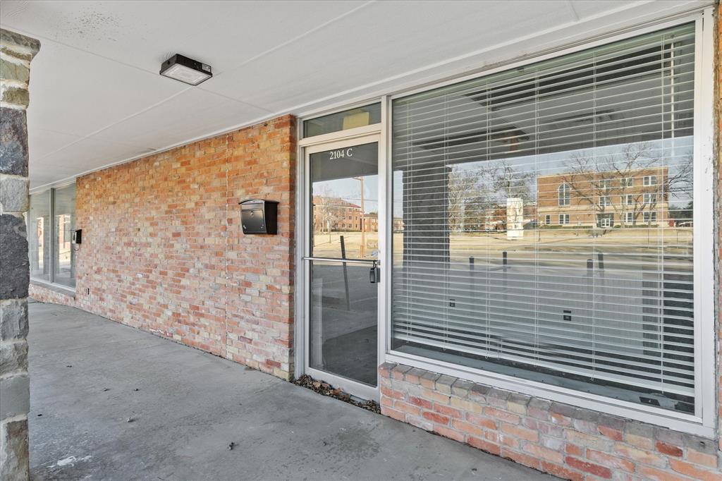 2108 Monroe Street Property Photo 25