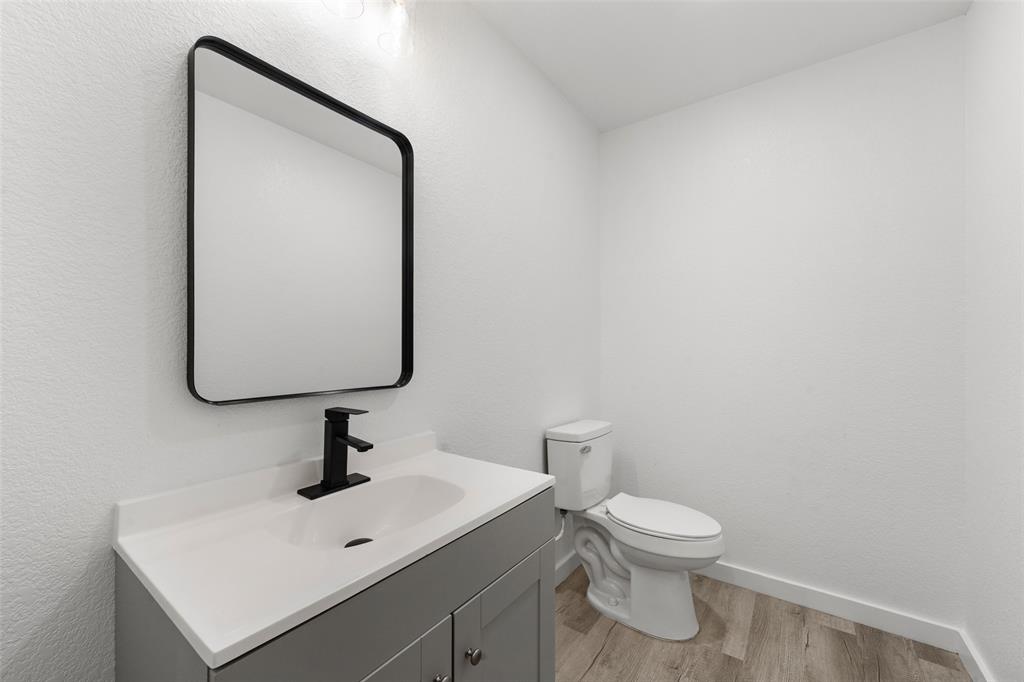 1905 Sanger Avenue Property Photo 8