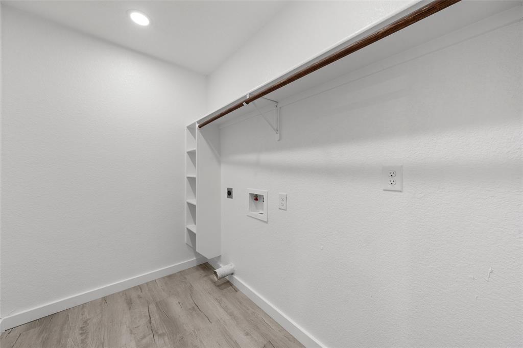 1905 Sanger Avenue Property Photo 9