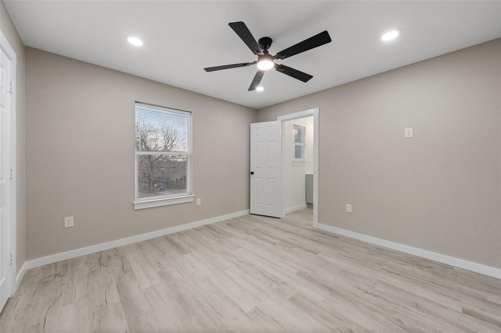 1905 Sanger Avenue Property Photo 13