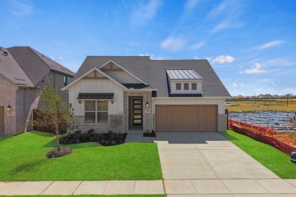 1792 Monarch Way Property Photo 3