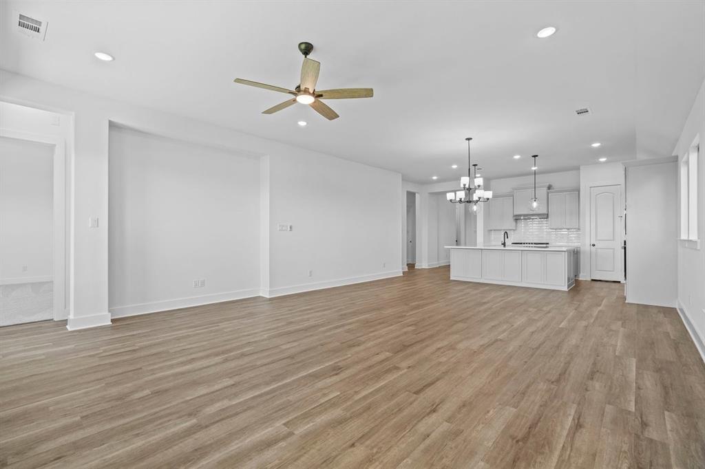 1792 Monarch Way Property Photo 13