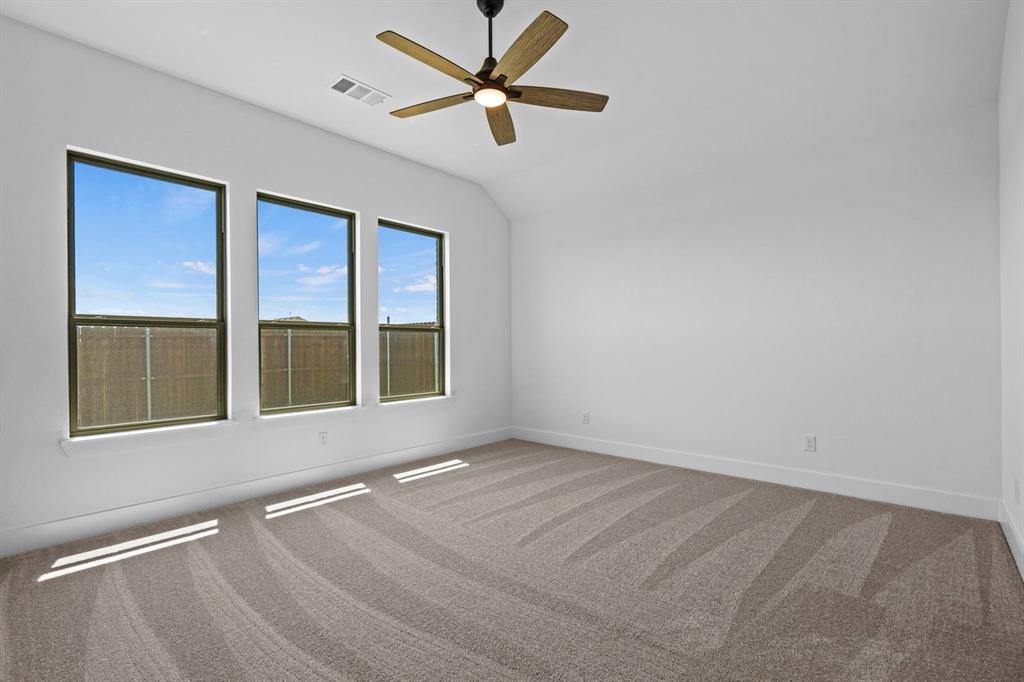1792 Monarch Way Property Photo 15