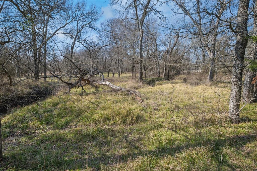 1100 Highpoint Property Photo 18