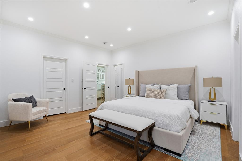 2 Parliament Place Property Photo 12