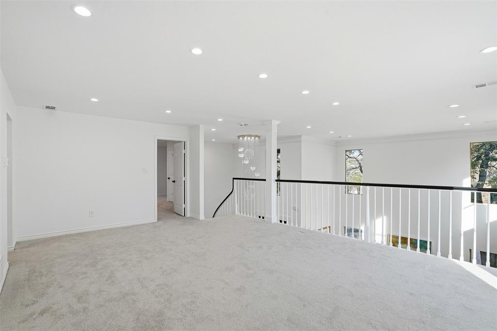 2 Parliament Place Property Photo 16