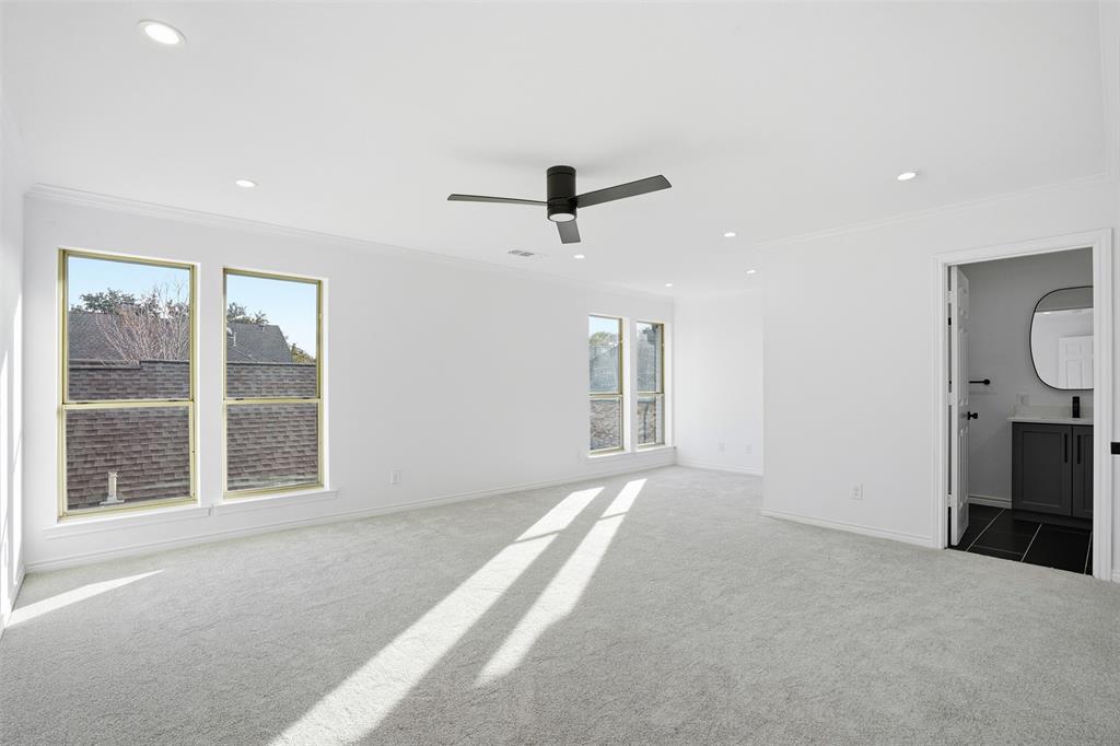2 Parliament Place Property Photo 21