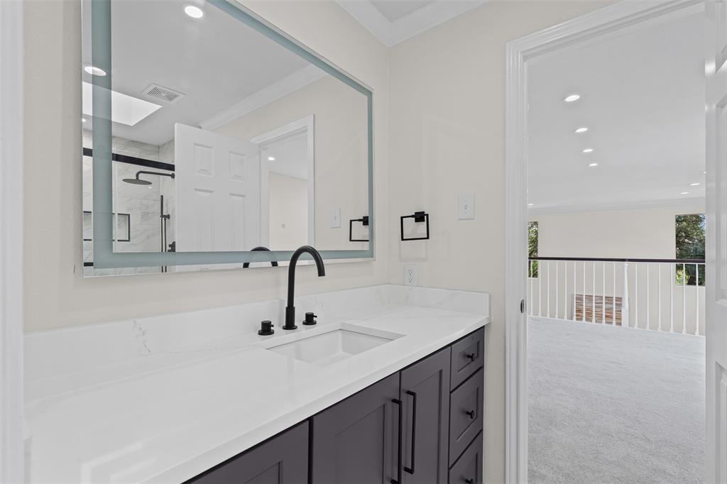 2 Parliament Place Property Photo 24