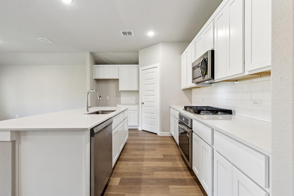 753 Lyft Lane Property Photo 13