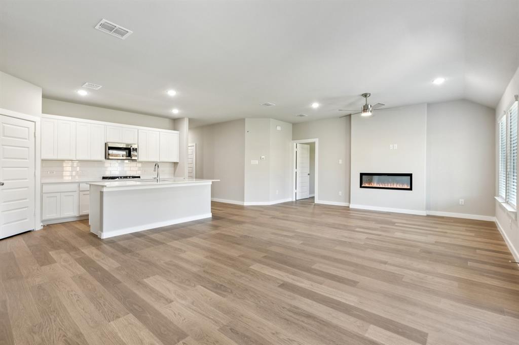 753 Lyft Lane Property Photo 18