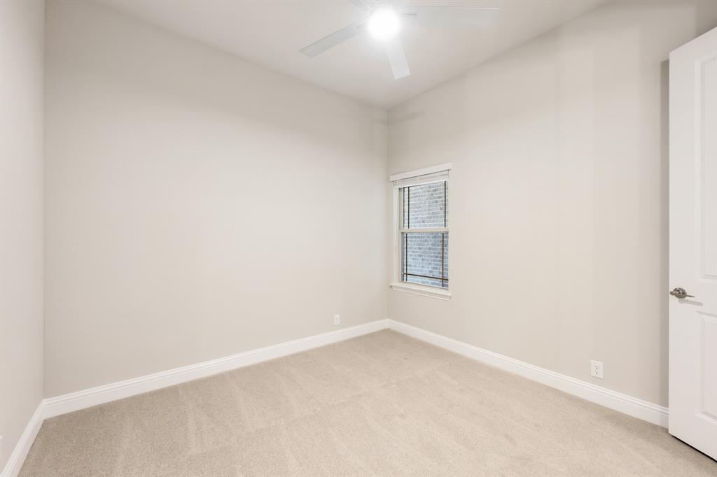 9300 Wood Duck Drive Property Photo 9