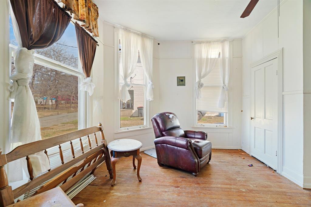1080 Hearon Street Property Photo 7