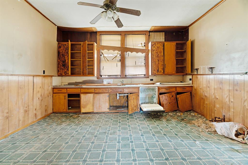 1080 Hearon Street Property Photo 12